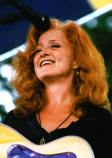 Bonnie Raitt sings